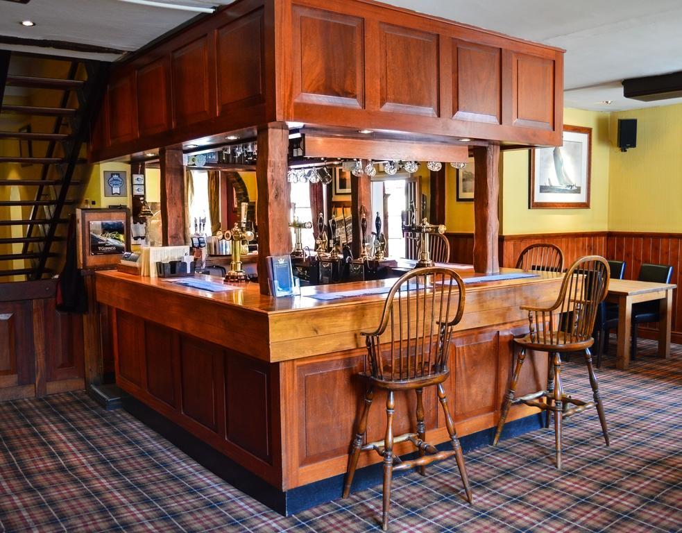 The Crown Inn Hotel Лонґ-Мелфорд Екстер'єр фото